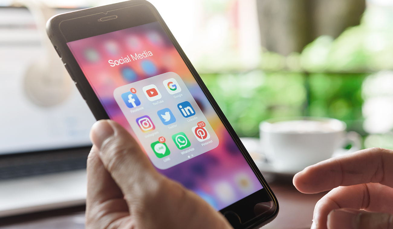 SOCIAL MEDIA